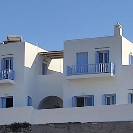 Stilvi Milos Plaka  Luaran gambar