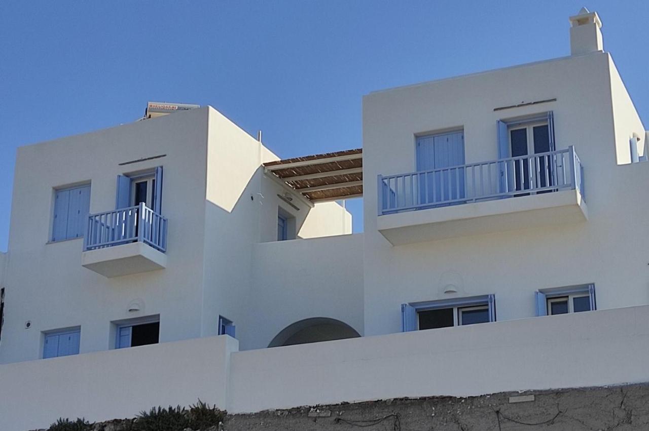 Stilvi Milos Plaka  Luaran gambar
